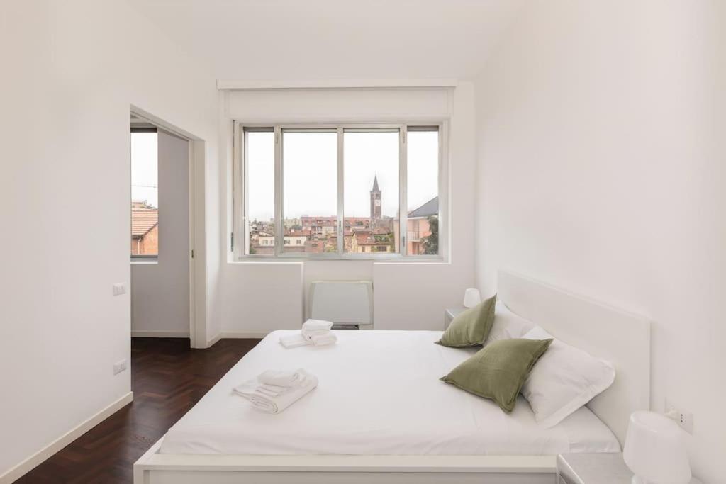 Apartament Elegante Bilocale Porta Genova - Mirable Pm Mediolan Zewnętrze zdjęcie