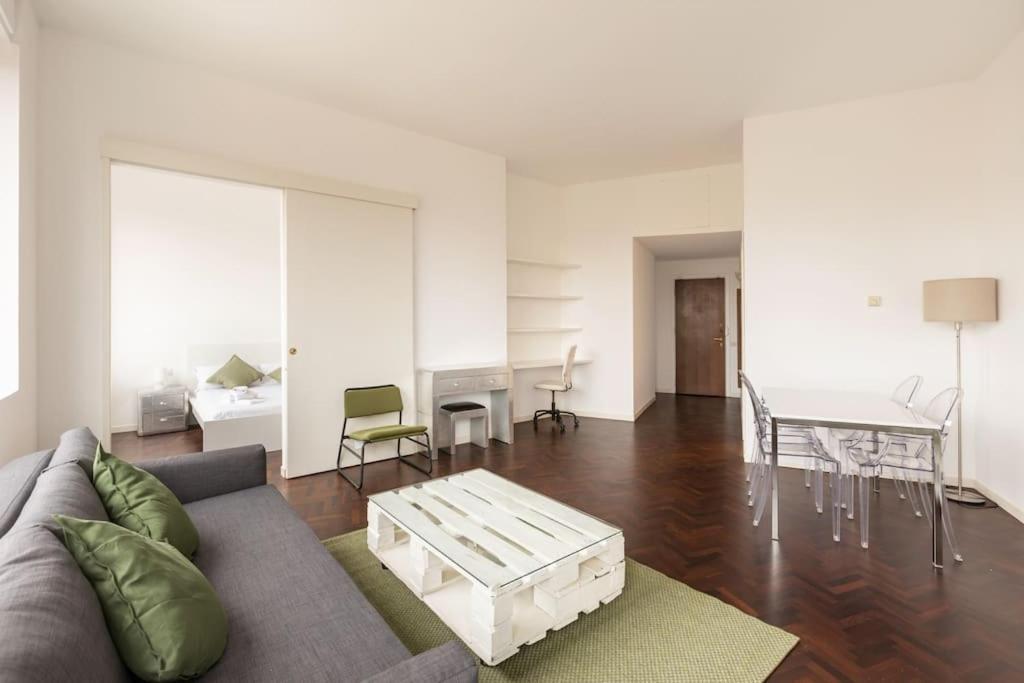 Apartament Elegante Bilocale Porta Genova - Mirable Pm Mediolan Zewnętrze zdjęcie